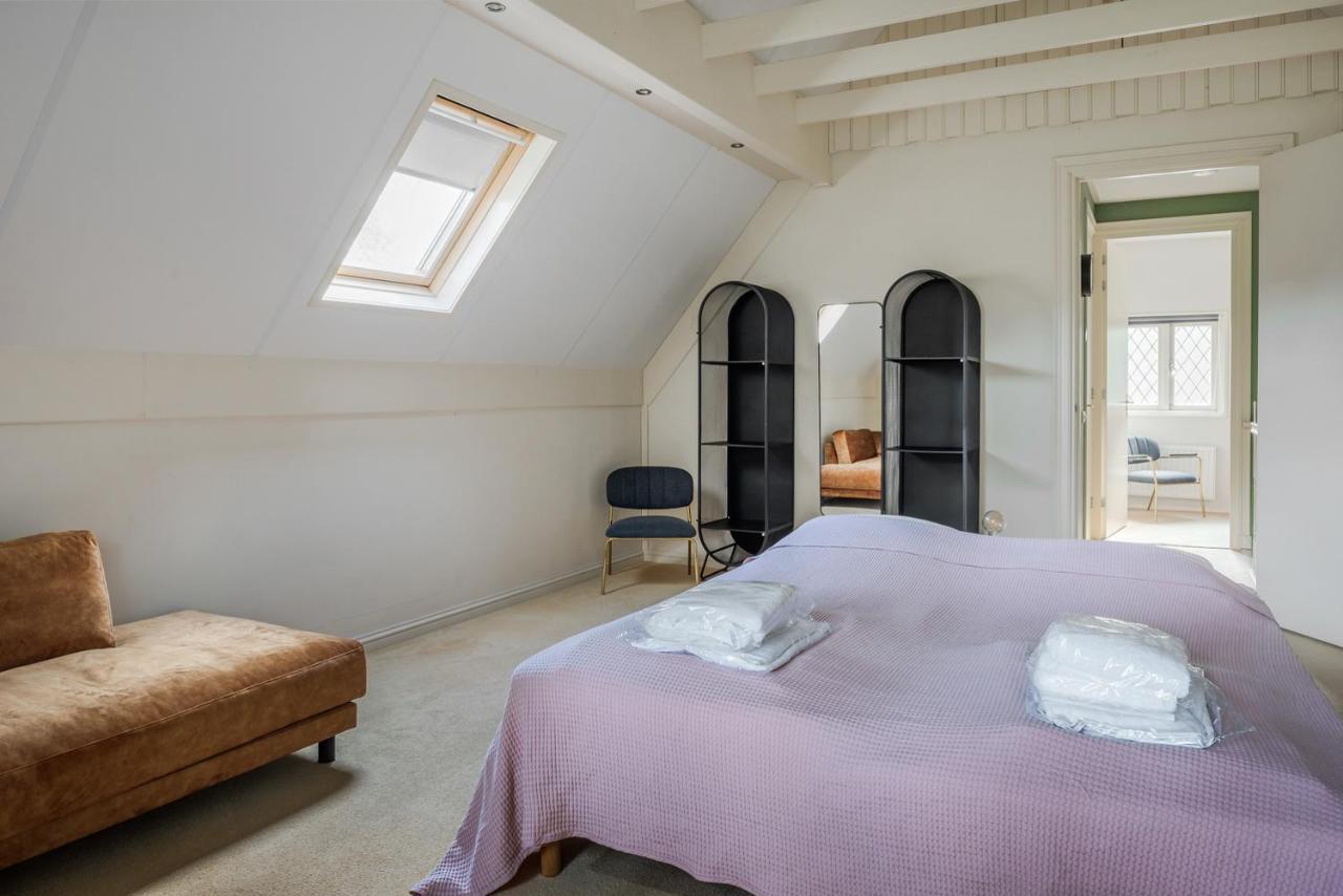 Beautiful English Villa With Hottub Zuidwolde  Bagian luar foto
